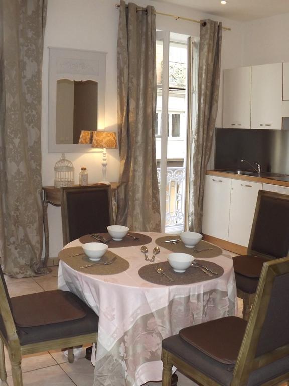 Le Logis de la Cathédrale Apartamento Albi Habitación foto