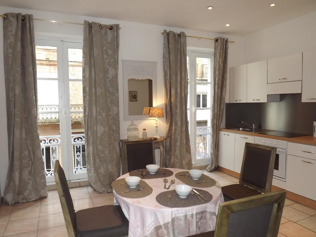 Le Logis de la Cathédrale Apartamento Albi Habitación foto